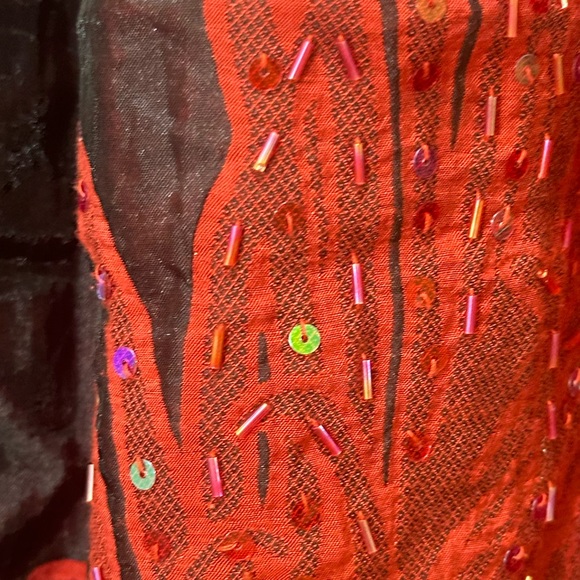 Black Burgundy Red Embroidered Maxi Skirt - Picture 5 of 9